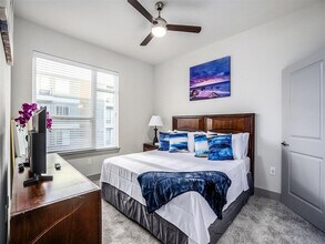 120 W CityLine Dr in Richardson, TX - Building Photo - Building Photo