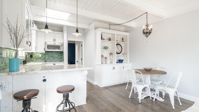 5510 Driftwood St in Oxnard, CA - Building Photo - Building Photo