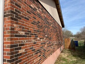 2384 Stoney End Ct in Florissant, MO - Building Photo - Building Photo