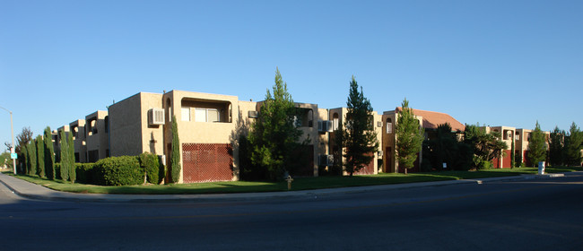 Kingtree Avenue Senior Apartments in Lancaster, CA - Building Photo - Building Photo