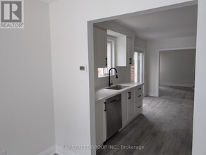 44 Lilac Ave in Markham, ON - Building Photo - Building Photo