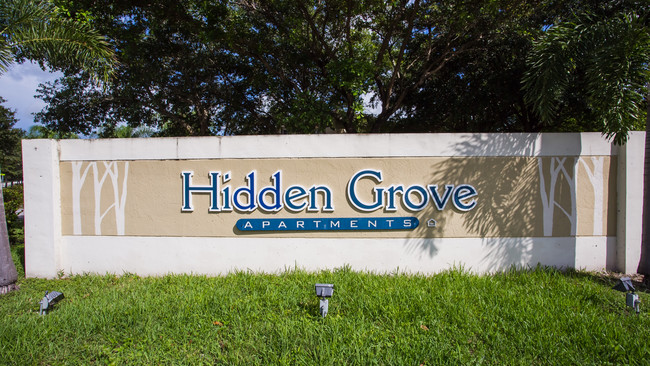 Hidden Grove Apartments in Homestead, FL - Building Photo - Building Photo