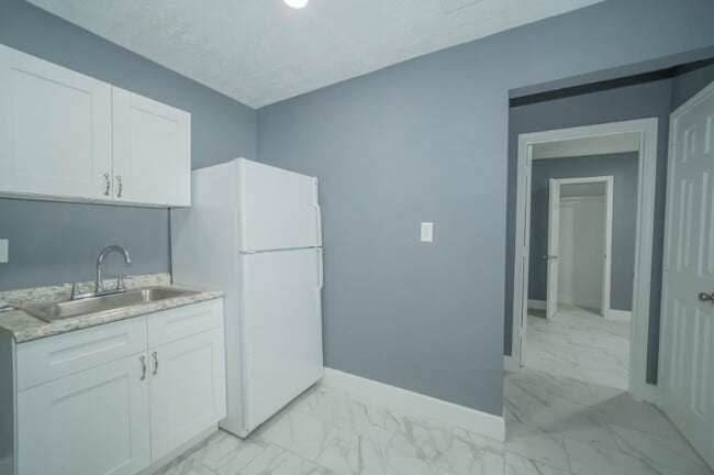property at 1426 Telephone Rd