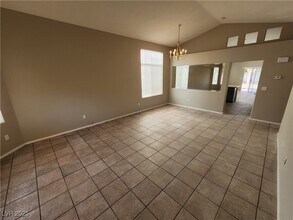 720 Solstice Ave in Las Vegas, NV - Building Photo - Building Photo