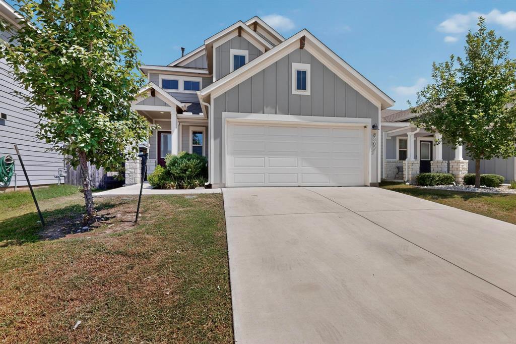 8302 Cottage Rose Dr in Austin, TX - Building Photo