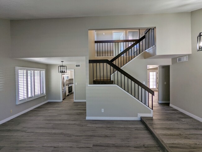 1458 N La Rosa Dr in Tempe, AZ - Building Photo - Building Photo