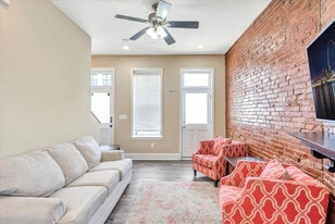 925 S Sarah St in St. Louis, MO - Building Photo