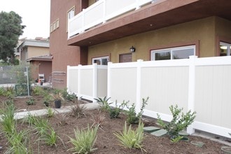 Addisyn Park Apartments in National City, CA - Foto de edificio - Building Photo