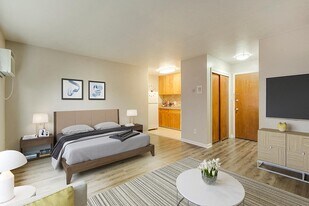 1362 St. Paul in Denver, CO - Building Photo