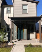 13127 192nd Ave E in Bonney Lake, WA - Building Photo - Building Photo