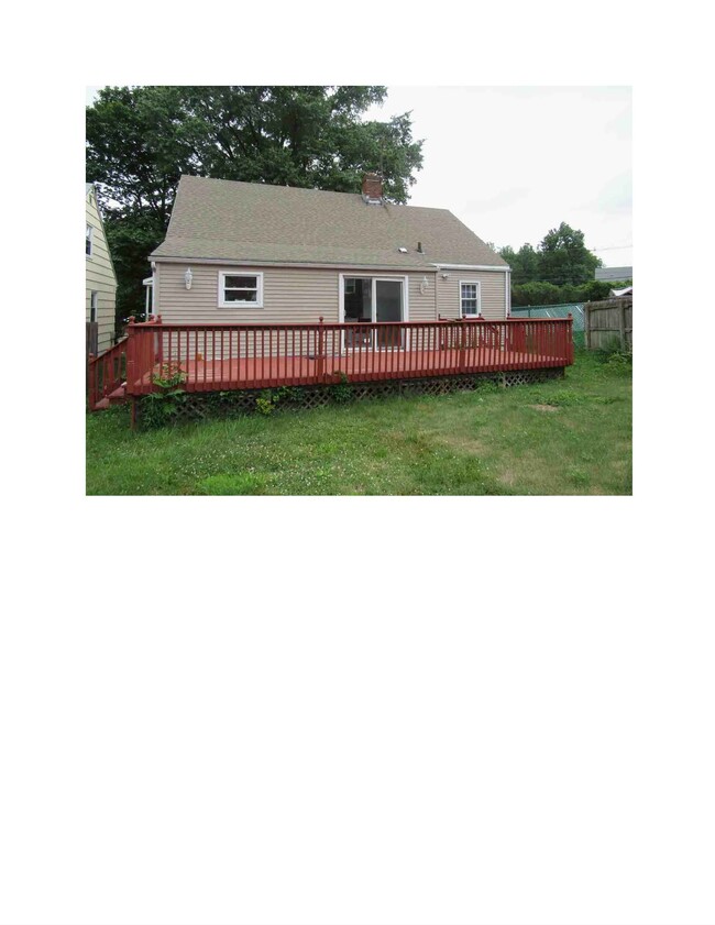1118 Magie Ave, Unit 1 in Elizabeth, NJ - Building Photo - Building Photo