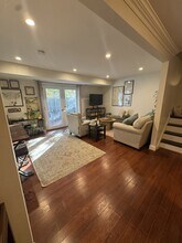 5637 Independence Cir in Alexandria, VA - Building Photo - Building Photo