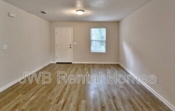 7823 Dekle Ave in Jacksonville, FL - Building Photo - Building Photo