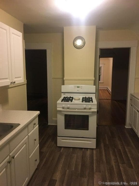 property at 1521 W Broad St
