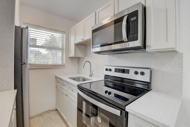 property at 525 S Broadway