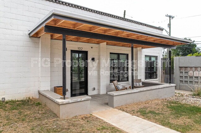 3415 N Broadway in Knoxville, TN - Building Photo - Building Photo