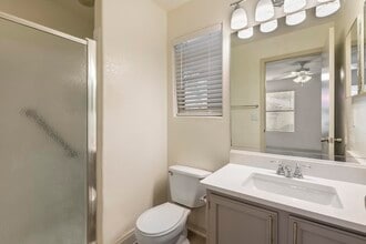 Vista Verde in Orlando, FL - Foto de edificio - Building Photo