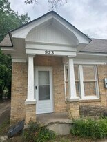923 Sunset Ave in Dallas, TX - Building Photo