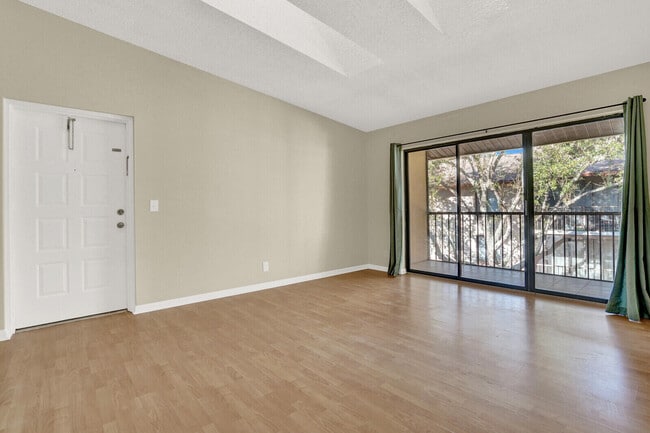 206 Foxtail Dr in Greenacres, FL - Building Photo - Building Photo