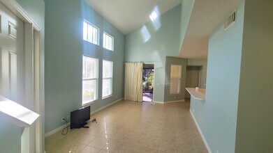 10499 SW West Park Ave in Port St. Lucie, FL - Building Photo - Building Photo