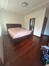 57-12 157th St, Unit First floor Rear in Queens, NY - Building Photo - Building Photo