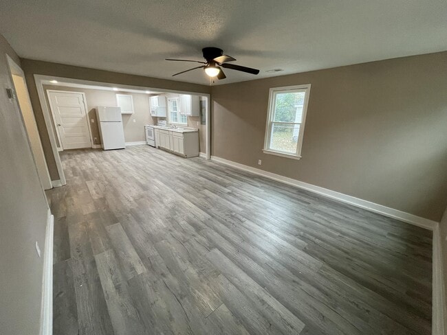 815 N Commander St in Florence, SC - Building Photo - Building Photo