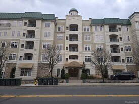 410 Westchester Ave in Port Chester, NY - Building Photo