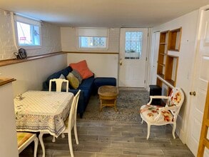101 Fayerweather St, Unit B in Cambridge, MA - Building Photo - Building Photo