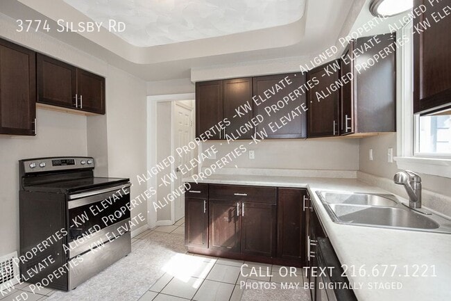 3774 Silsby Rd in University Heights, OH - Building Photo - Building Photo