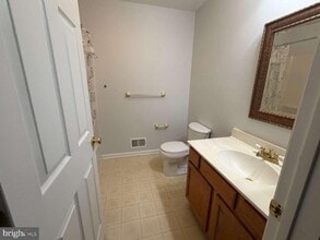 364 Tuvira Ln in Cherry Hill Township, NJ - Building Photo - Building Photo