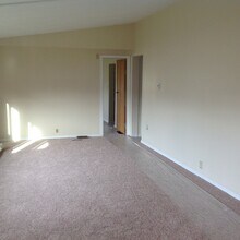 2405 W College St in Bozeman, MT - Building Photo - Building Photo