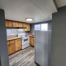 356 Alameda Ave in Astoria, OR - Building Photo - Building Photo