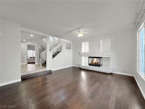 595 Campus Oaks Ct in Las Vegas, NV - Building Photo - Building Photo