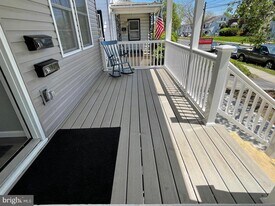 250 W Bridge St in Morrisville, PA - Building Photo