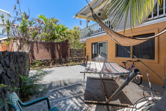 76-6189 Alii Dr in Kailua Kona, HI - Building Photo - Building Photo