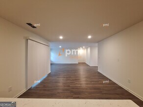 516 Liberty Hall Dr in Bonaire, GA - Building Photo - Building Photo