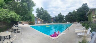 2800 Kalmia Ave, Unit C319 in Boulder, CO - Building Photo