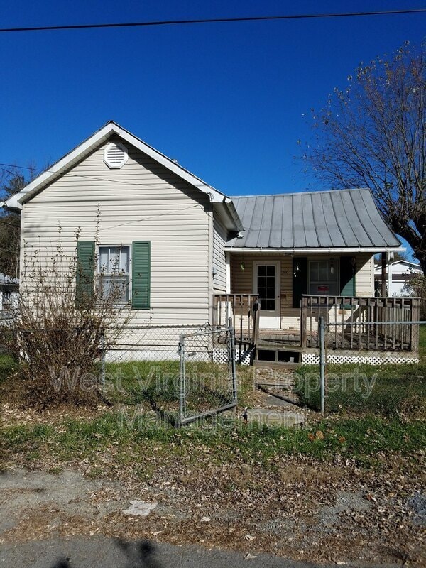 property at 200 Loflin St