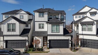 8906 Covenant Pl in Houston, TX - Building Photo