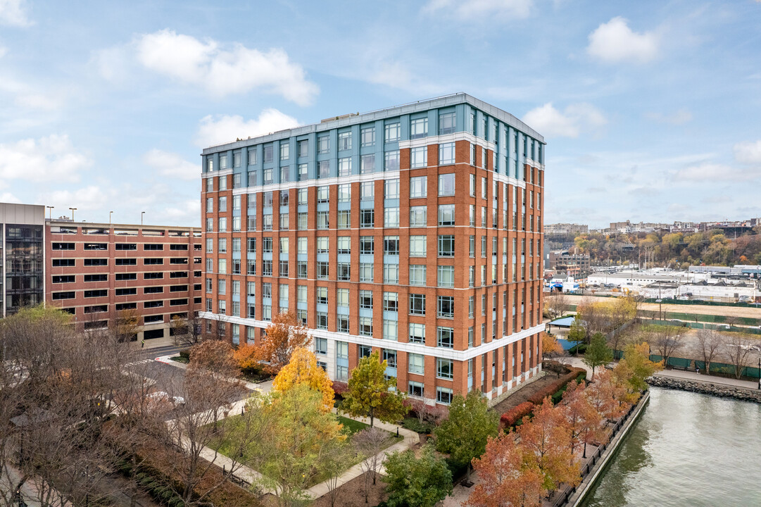 Harborside Lofts in Hoboken, NJ - Building Photo