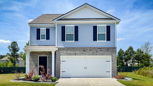 652 Hogan Dr in Richmond Hill, GA - Building Photo - Building Photo