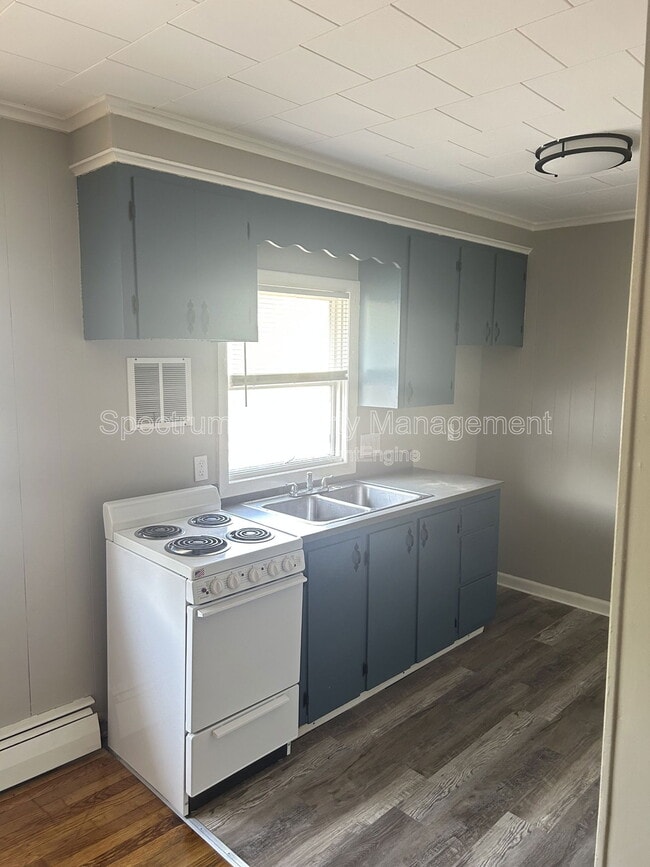 88 Elm St in Waterville, ME - Building Photo - Building Photo