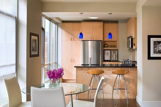 700 Harrison Ave in Boston, MA - Building Photo - Building Photo