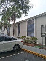 7603 Timberstone Dr in Tampa, FL - Building Photo