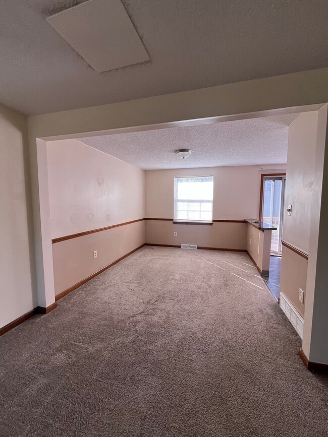 property at 395 Como Park Blvd