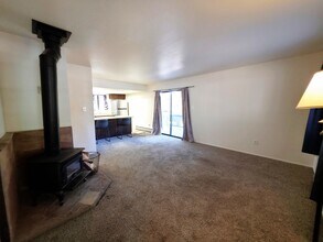 2804 Burro Springs Ovi in Flagstaff, AZ - Building Photo - Building Photo