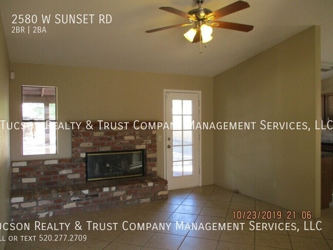 2580 W Sunset Rd in Tucson, AZ - Building Photo - Building Photo
