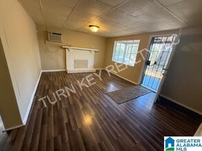 524 Ozark Ct in Birmingham, AL - Building Photo - Building Photo
