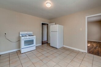 1000 Holland Ave in Galena Park, TX - Building Photo - Building Photo