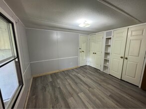 19400 SE Hwy 42 in Umatilla, FL - Building Photo - Building Photo